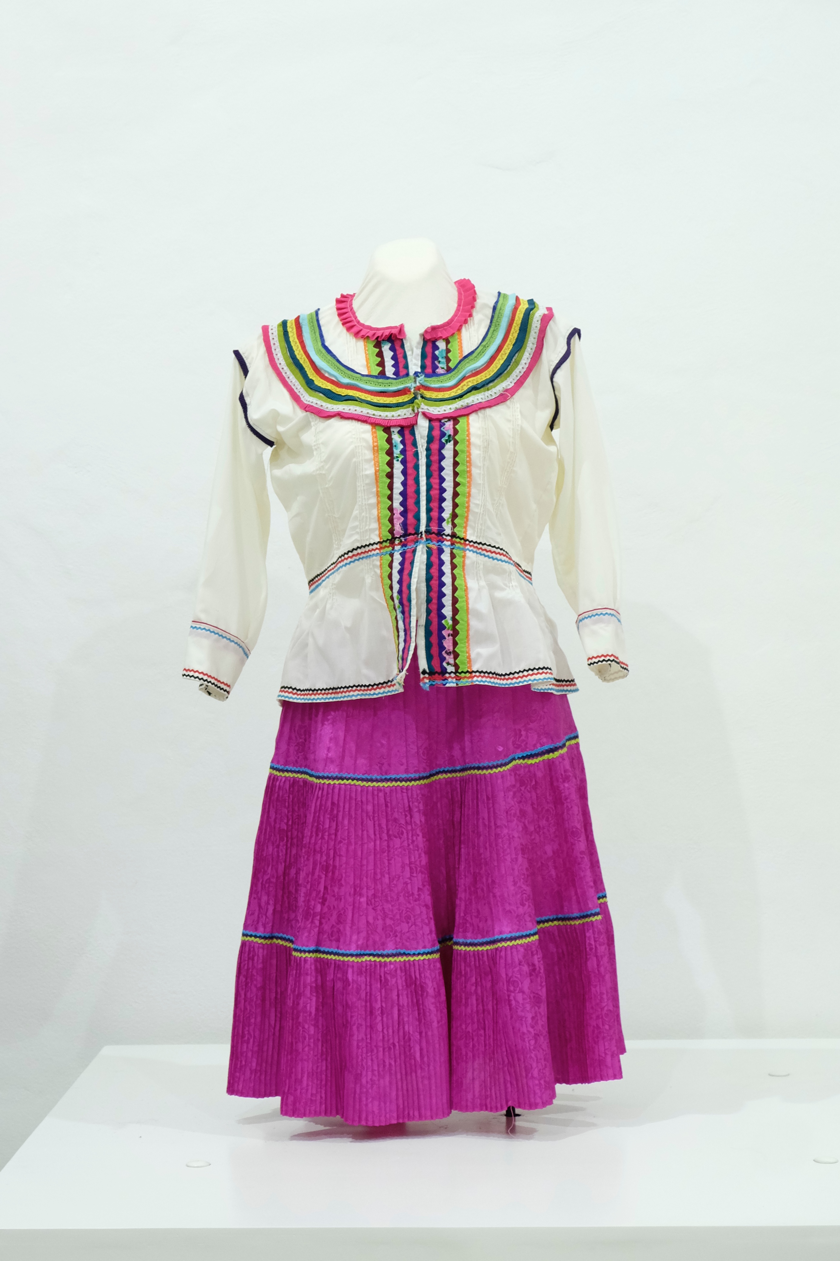 Conjunto de mujer de Jésus María